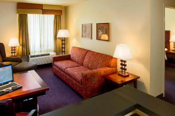 Larkspur Landing Campbell - An All-Suite Hotel image 25